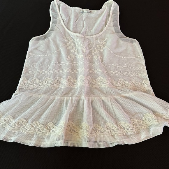American Eagle Outfitters Tops - American Eagle Women's White Lace Tank Top Sz Small Flowy Boho Festival